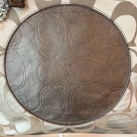 Coach Laura Signature Brown and Tan Tote - Picture 10 of 11